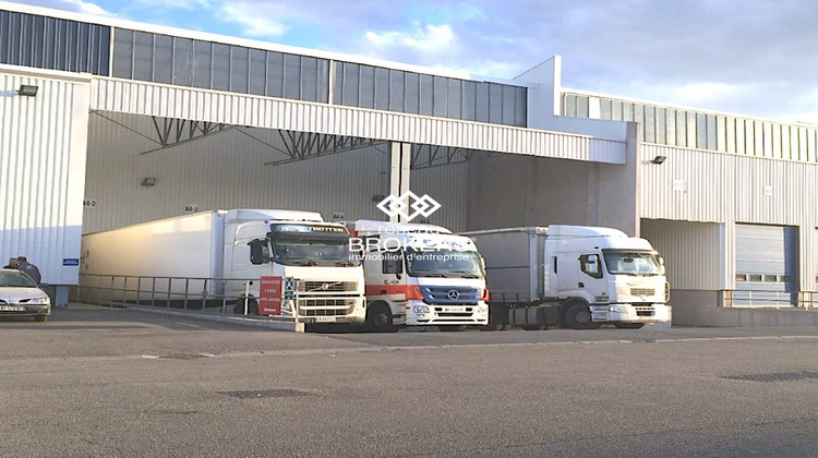 Ma-Cabane - Location Local commercial Nîmes, 2508 m²