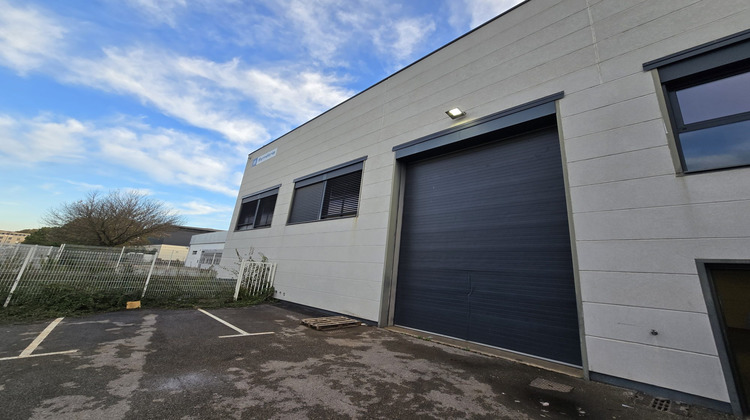 Ma-Cabane - Location Local commercial Nîmes, 960 m²