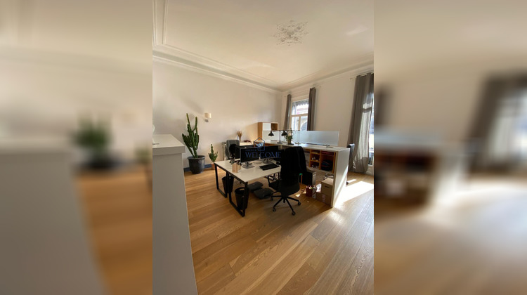 Ma-Cabane - Location Local commercial Nîmes, 90 m²