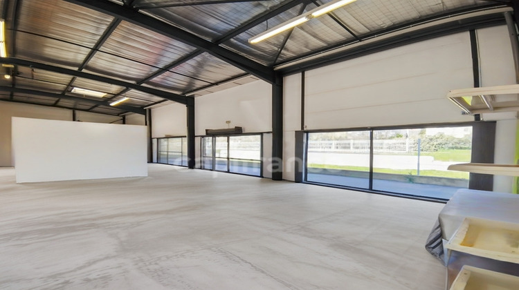 Ma-Cabane - Location Local commercial NIMES, 350 m²