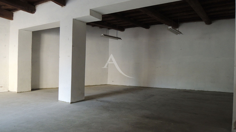 Ma-Cabane - Location Local commercial NIMES, 90 m²