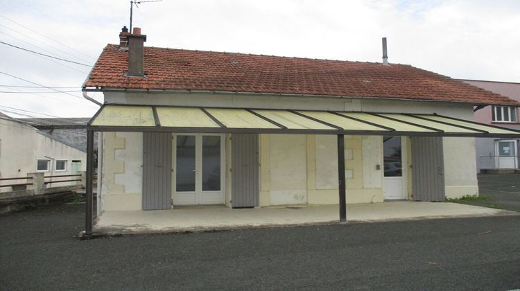 Ma-Cabane - Location Local commercial NIORT, 69 m²