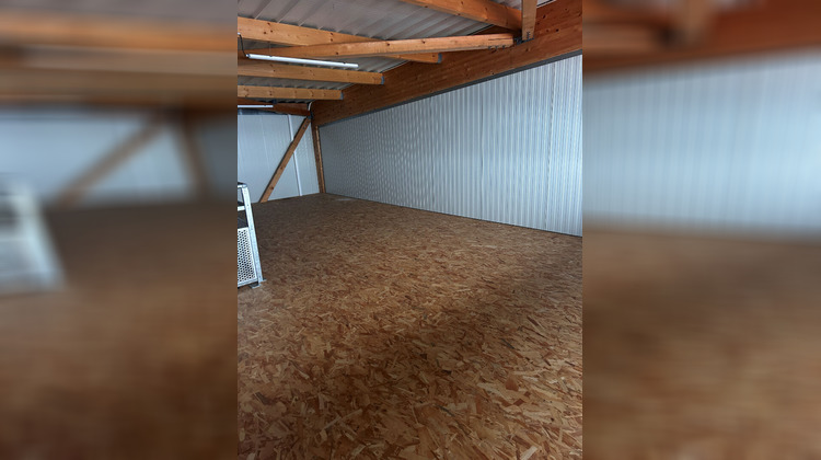 Ma-Cabane - Location Local commercial NIORT, 96 m²