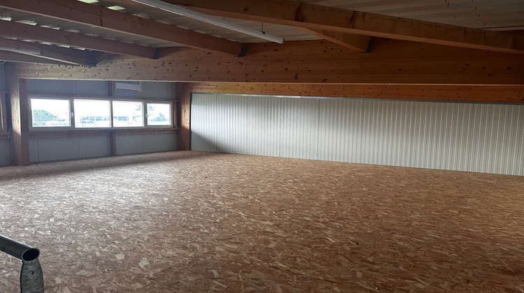 Ma-Cabane - Location Local commercial NIORT, 96 m²