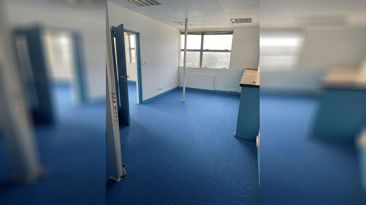 Ma-Cabane - Location Local commercial NIORT, 400 m²