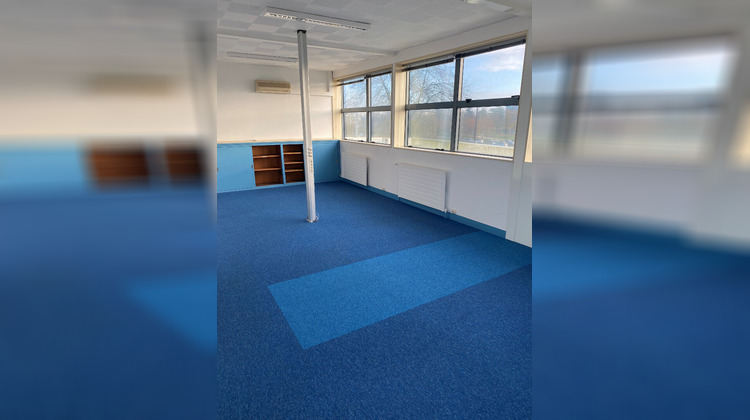 Ma-Cabane - Location Local commercial NIORT, 400 m²