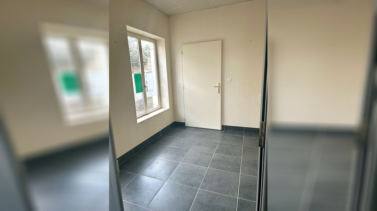 Ma-Cabane - Location Local commercial NIORT, 86 m²