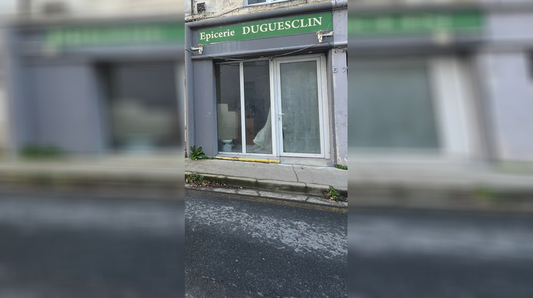 Ma-Cabane - Location Local commercial NIORT, 100 m²