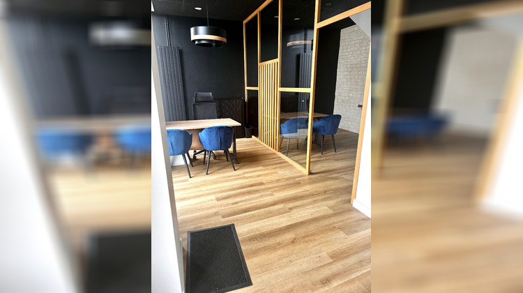 Ma-Cabane - Location Local commercial NIORT, 94 m²