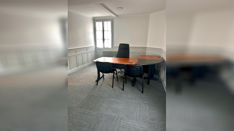 Ma-Cabane - Location Local commercial NIORT, 94 m²