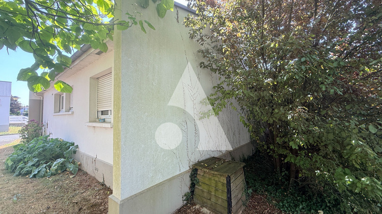 Ma-Cabane - Location Local commercial NIORT, 76 m²