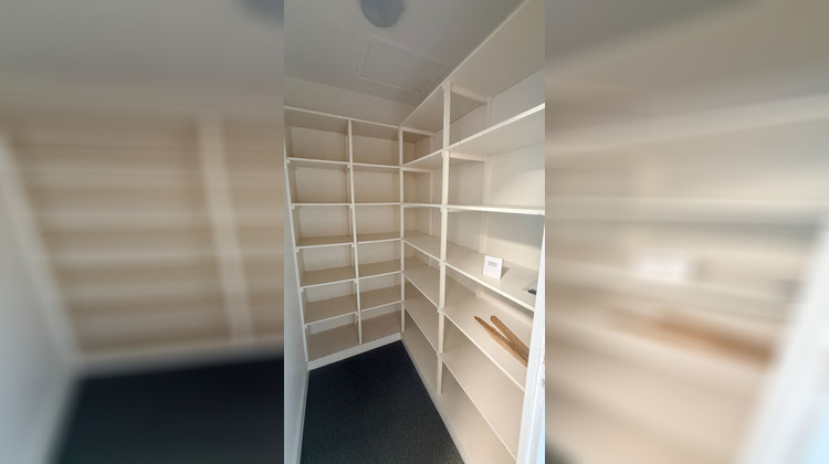 Ma-Cabane - Location Local commercial NIORT, 76 m²