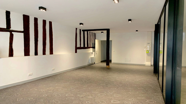 Ma-Cabane - Location Local commercial Nogaro, 42 m²