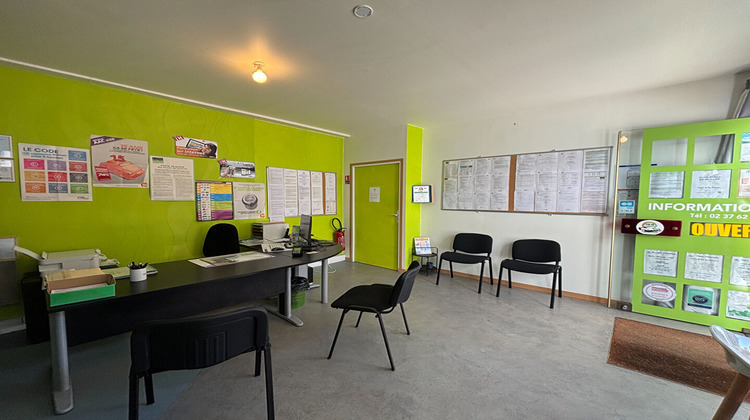 Ma-Cabane - Location Local commercial NOGENT-LE-ROI, 37 m²