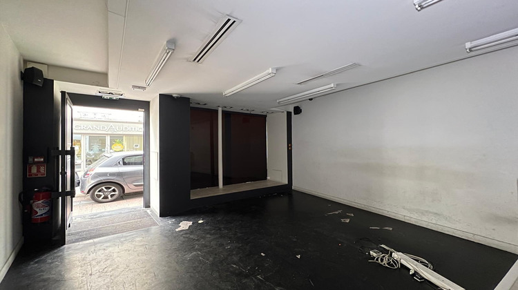 Ma-Cabane - Location Local commercial Nogent-sur-Marne, 82 m²