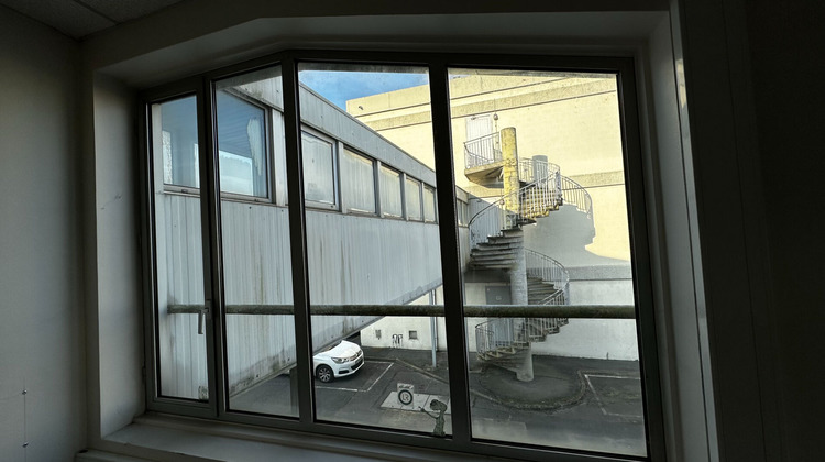 Ma-Cabane - Location Local commercial NOGENT-SUR-OISE, 111 m²