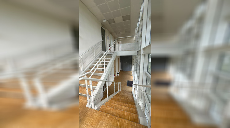 Ma-Cabane - Location Local commercial NOGENT-SUR-OISE, 163 m²