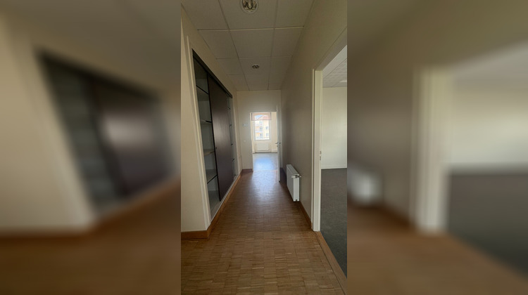 Ma-Cabane - Location Local commercial NOGENT-SUR-OISE, 163 m²