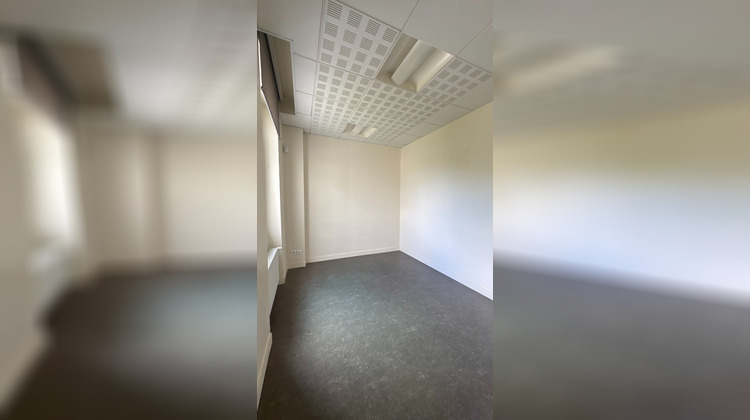 Ma-Cabane - Location Local commercial NOGENT-SUR-OISE, 163 m²