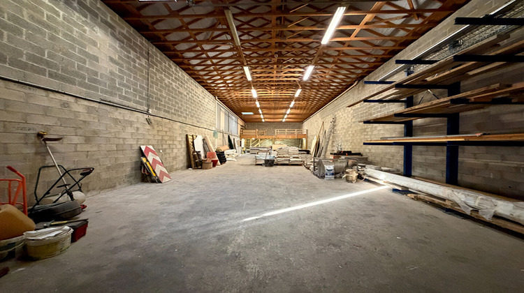 Ma-Cabane - Location Local commercial NOISY-LE-GRAND, 240 m²