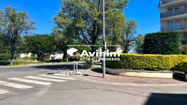 Ma-Cabane - Location Local commercial Noisy-le-Grand, 115 m²