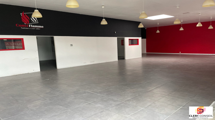 Ma-Cabane - Location Local commercial Normanville, 330 m²