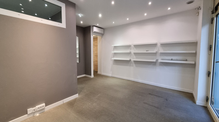 Ma-Cabane - Location Local commercial NORT-SUR-ERDRE, 65 m²