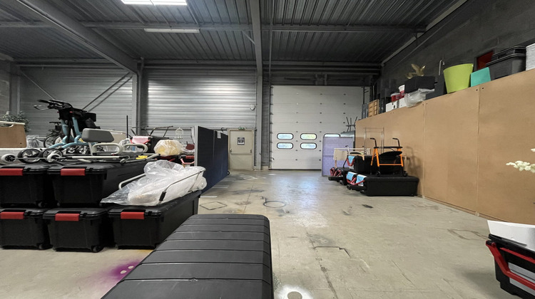 Ma-Cabane - Location Local commercial Noyal-Châtillon-sur-Seiche, 288 m²