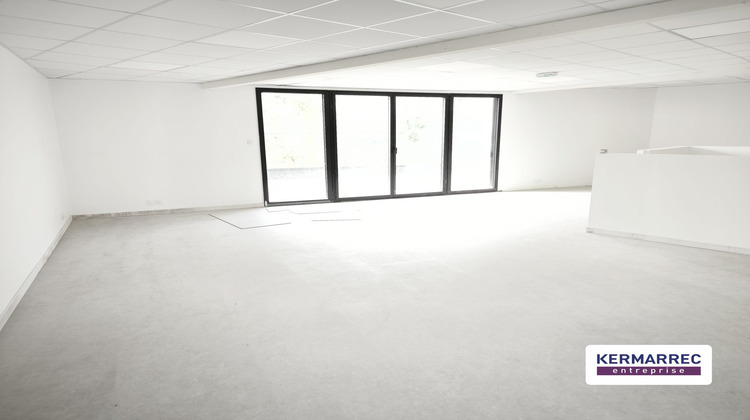 Ma-Cabane - Location Local commercial Noyal-Châtillon-sur-Seiche, 377 m²
