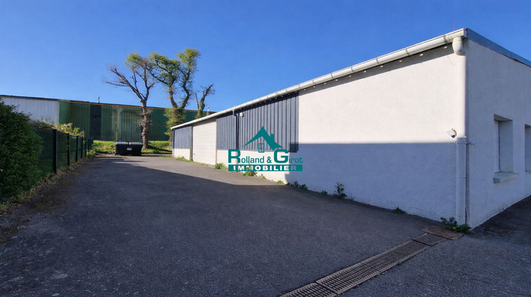 Ma-Cabane - Location Local commercial NOYAL-SUR-VILAINE, 200 m²