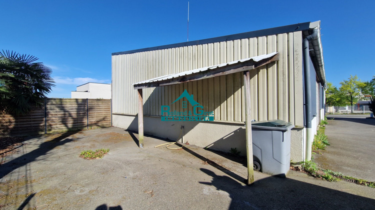 Ma-Cabane - Location Local commercial NOYAL-SUR-VILAINE, 200 m²