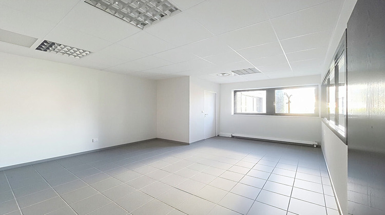 Ma-Cabane - Location Local commercial OBERNAI, 280 m²
