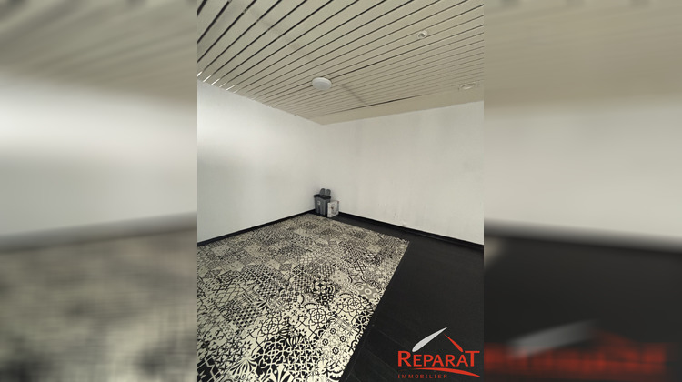 Ma-Cabane - Location Local commercial Objat, 110 m²