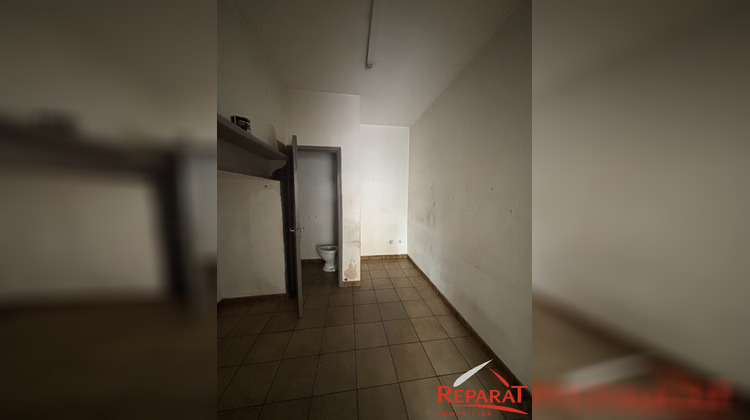 Ma-Cabane - Location Local commercial Objat, 30 m²