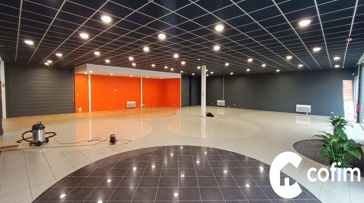Ma-Cabane - Location Local commercial Odos, 470 m²
