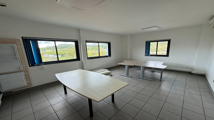 Ma-Cabane - Location Local commercial OLLIOULES, 232 m²