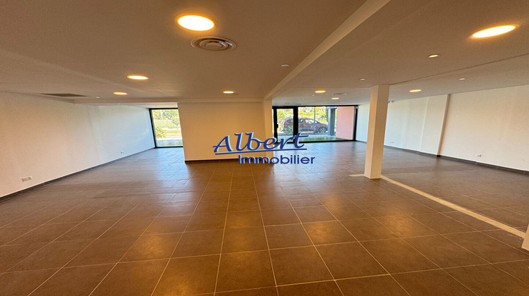 Ma-Cabane - Location Local commercial OLLIOULES, 145 m²