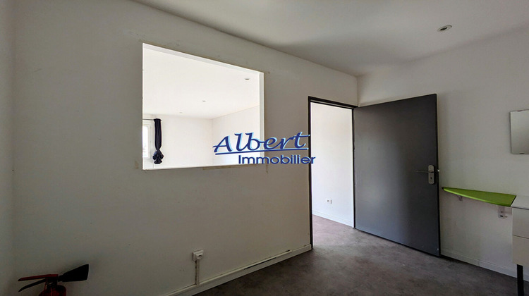Ma-Cabane - Location Local commercial OLLIOULES, 30 m²