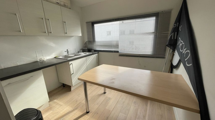 Ma-Cabane - Location Local commercial ORGEVAL, 197 m²