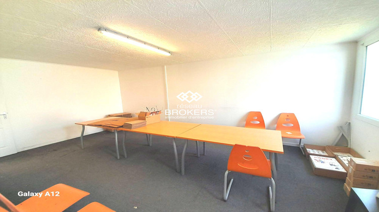 Ma-Cabane - Location Local commercial Orléans, 200 m²