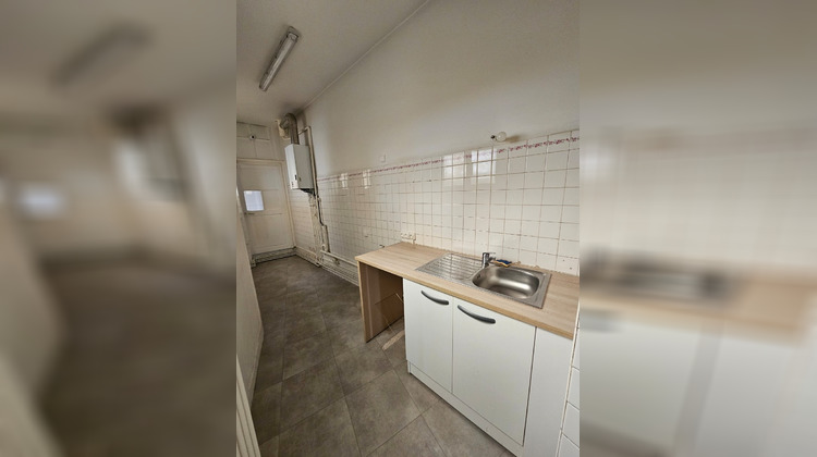 Ma-Cabane - Location Local commercial Orléans, 83 m²