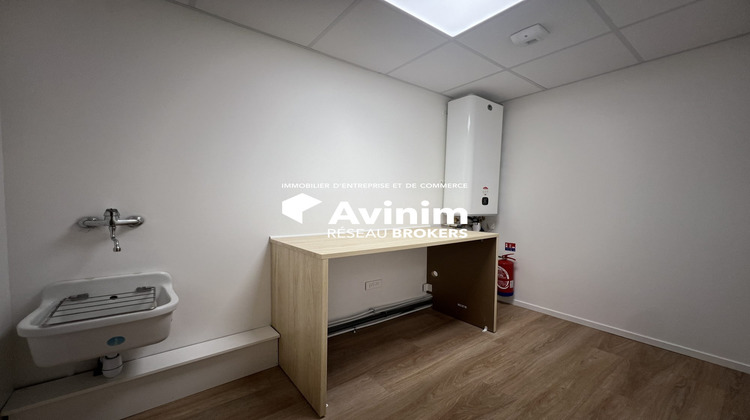 Ma-Cabane - Location Local commercial Orsay, 220 m²