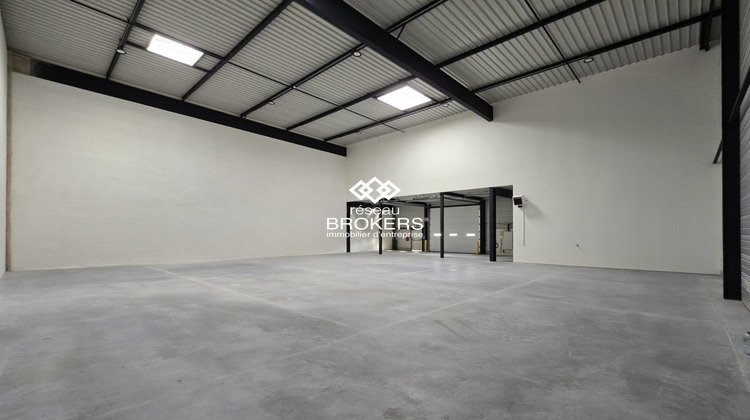 Ma-Cabane - Location Local commercial Osny, 385 m²