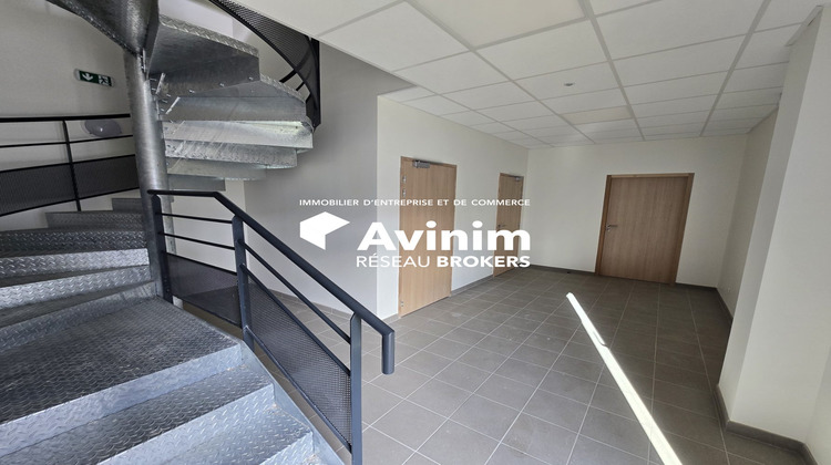Ma-Cabane - Location Local commercial Osny, 385 m²