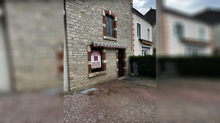 Ma-Cabane - Location Local commercial OUROUX-SUR-SAONE, 68 m²