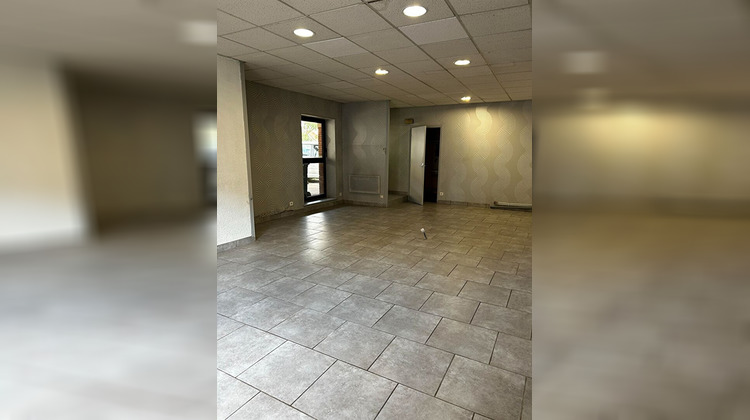 Ma-Cabane - Location Local commercial OUROUX-SUR-SAONE, 68 m²