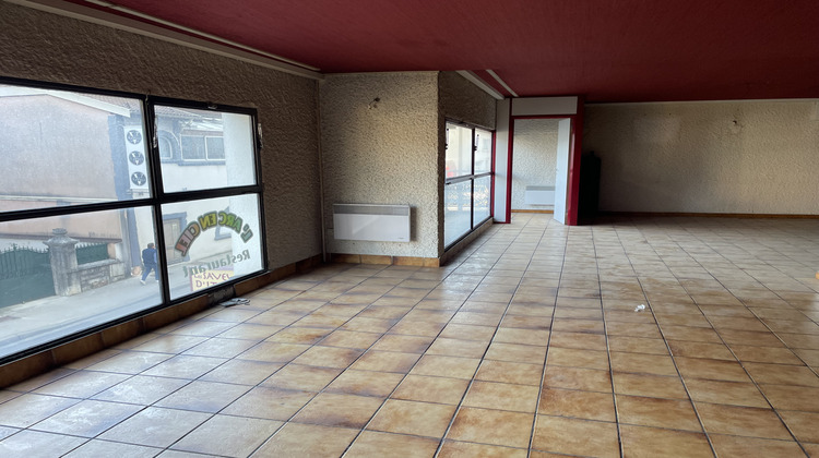Ma-Cabane - Location Local commercial Oyonnax, 138 m²