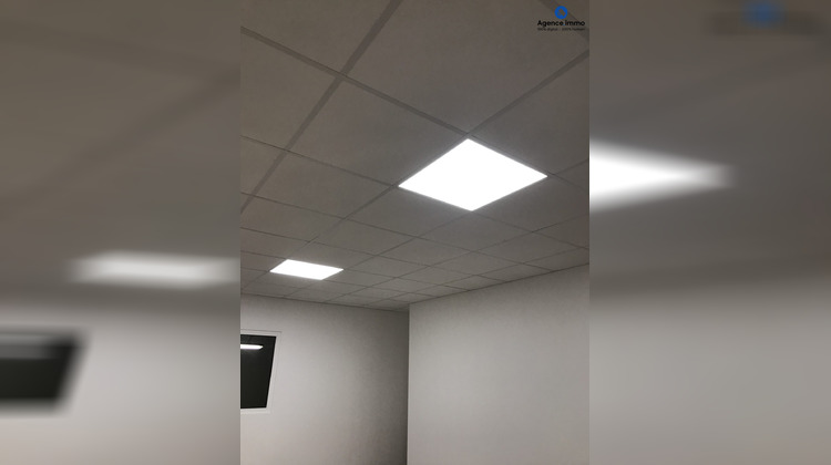 Ma-Cabane - Location Local commercial Ozoir-la-Ferrière, 95 m²