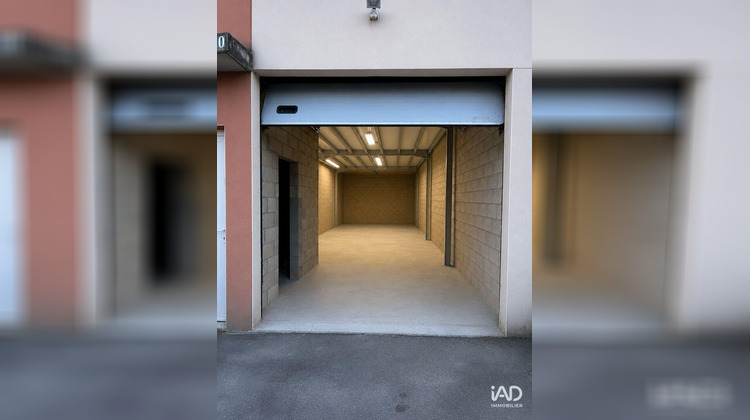 Ma-Cabane - Location Local commercial Ozoir-la-Ferrière, 95 m²