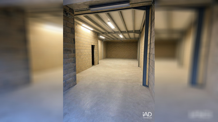 Ma-Cabane - Location Local commercial Ozoir-la-Ferrière, 95 m²